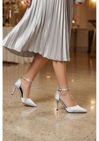 Resim Erkan Saçmacı Sindy Plus Gümüş Saten Bantlı İnce Topuklu Abiye Stiletto Ayakkabı 
