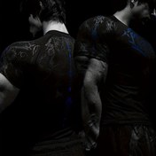 Resim Breathedivinity 2025 Kompresyon Gömlek Kısa Kollu - Erkekler & Kadınlar için Yüksek Esneklikli Kas Spor Salonu Tişörtü, Siyah Bodycon Fit Kırmızı Geometrik Tasarım, Antrenmanlar, Koşu, Yoga ve Plaj İçin Nem Çeken, Yazlık Aktif Giyim, Şık Fit Kumaş, Plaj Kıyafeti, Sportif Stil, Esnek Malzeme, Eğitim Kıyafetleri 