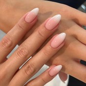 Resim 24 Adet Pembe Gradyan Parlak Basınçlı Badem Şekilli Orta Boy Yeniden Kullanılabilir Yapay Tırnaklar ve Araçlarla - Kadınlar, Partiler, Düğünler, Ofis & Günlük Kullanım için Kolay Uygulama, Tırnak Aksesuarları 