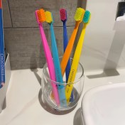 Resim 5 adet Gökkuşağı İsviçre Diş Fırçaları - Orta Sert Kıllar, Renkli Tutacaklar (Karpuz, Çilek, Portakal, Limon, Limon) Yetişkinler ve Aileler için, Nazik Temizlik, Ergonomik Tasarım, Aile Diş Hekimliği, Eğlenceli Tasarım, Yumuşak Sert Kıllar 