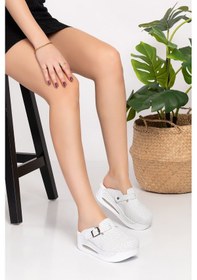 Resim Beyaz Deri Delikli Tokalı Desenli Kapalı Airmax Bayan Sabo Terlik 