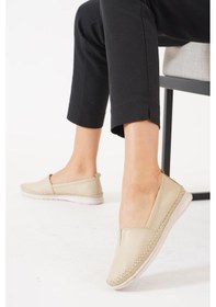 Resim Ayakdaş Hakiki Deri Ortopedik Üstü Saraç Lastik Detaylı Kadın Babet Ayakkabı Bej 