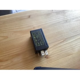 Resim Hella 4DW005452-00 24 V 4 Uclu Elektronic Flaşor Man-Mercedes 