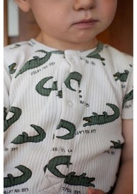 Resim Antebies Organik Gots Sertifikalı Yeşil Timsah Desenli Çıtçıtlı Kısa Kollu Şortlu Erkek Bebek Tulum 