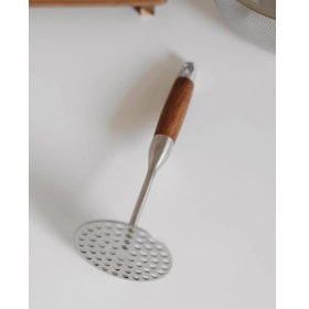 Resim Ivory Patates Ezici Ahşap Saplı 27 cm | Paslanmaz Çelik Patates Ezme Aparatı 