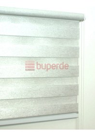 Resim Buperde Simli Beyaz Bambu Zebra Stor Perde 