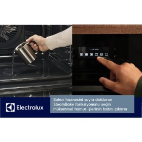 Resim Electrolux LOD8P39Z 500 Serisi Steambake Buhar Destekli Pirolitik Temizleme Sistemli Wi-Fi 72 Lt Siyah Ankastre Fırın 