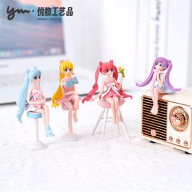 Resim Çiçek Antalya Mor Saçlı Eller Yüzünde Anime Kız Figür Araç İçi Torpido Aksesuar 1 Adet 