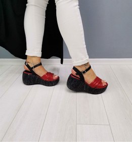Resim CassidoShoes Hakiki Deri Bilekten Bağlamalı Dolgu Topuk Kırmızı Kadın Sandalet 110-328 