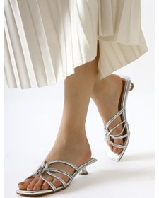 Resim Seyda Gümüş Rugan Ince Bantlı Taş Detaylı Kısa Topuklu Terlik 001 