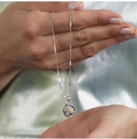Resim Tesbihane Multicolor Zirkon Taşlı Oval Tasarım Gül Detaylı 925 Ayar Gümüş Kadın Kolye 