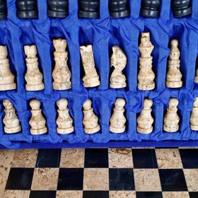 Resim Doğal Siyah Oniks ve Fosilli Taş Satranç Takımı - El Yapımı 38x38 cm Dekoratif Taş Satranç Seti (Kutu Dahil) 