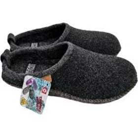 Resim Gezer 13653 Siyah Erkek Keçe Ev Terliği Poliüretan Malzeme ile Konforlu Kullanım Alanı 