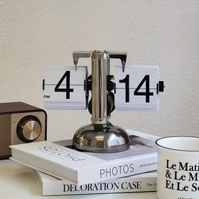 Resim Ev ve Ofis Dekoru için Vintage Otomatik Sayfa Dönüştürme Saati - Otomatik Sayfa Dönüştürme Masa Saati - Paslanmaz Çelik Flip Dijital Saat, Oturma Odası Ev Dekoru için Retro Masa Kuvars Saati 