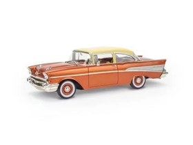 Resim Revell 1:25 1957 Chevy Bel Air Two Door Sedan 14551 