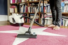 Resim Kärcher elektrikli süpürge DS 6 - aksesuarlar dahil su filtreli (650 W, menzil 10,2 m, 2,1 m hortum, 3 nozul, filtre) 