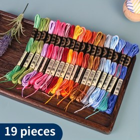 Resim Gradyan Renkli Gökkuşağı Kanaviçe Nakış İpliği Segment Boyama İpliği DIY İğne İşi El Yapımı Arkadaşlık Bilekliği Nakış Örgü Bileklik Kendi Nakış 