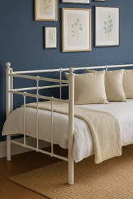 Resim Unimet Lalas Daybed Tek Kişilik Sedir Metal Karyola 90x200 Beyaz (AHŞAP LATALI) 