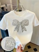 Resim Kadınların Zarif Kelebek Kurdele T-Shirt - Yuvarlak Yaka, Kısa Kollu, Taş Detaylı, Yazlık Rahat Üst, Yazlık Moda|Trendy Kadınların Üstü|Kısa Kollu Şalvar 