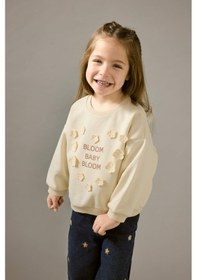 Resim Defacto Kız Bebek Oversize Geniş Kalıp Bisiklet Yaka Çiçekli Nakışlı İçi Yumuşak Tüylü Sweatshirt G6837a525cwbg31 Bej-bg31 