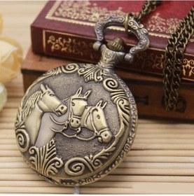 Resim Larimar At Büstü Köstekli Saat Model 1 - 9014466119337lmr 