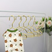 Resim 10 Adet Altın Metal Evcil Hayvan Kıyafet Askıları Kaymaz Oluklarla - Küçük ve Orta Boy Köpekler & Kediler İçin İdeal, Teddy Irkları İçin Mükemmel - Perakende veya Ev Ortamlarında Evcil Hayvan Giysileri İçin Dayanıklı Demir Sergi Rafları, Kıyafet Askıları 