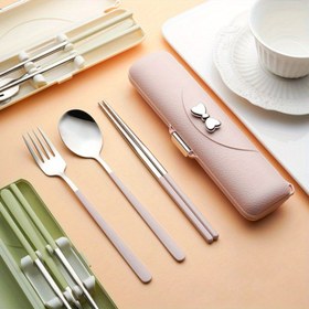 Resim Yay şeklindeki taşınabilir sofra takımı - Plastik saplı 3 parçalı paslanmaz çelik çatal-bıçak takımı, kaşık, çatal, yemek çubukları ve saklama kutusu içerir - Estetik seyahat çatal-bıçak takımı 