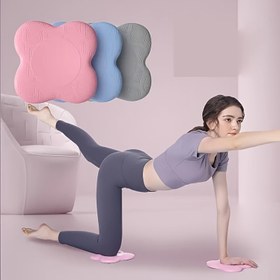 Resim İki Kalın Yoga Diz Pedleri, Yoga ve Pilates Egzersiz Matı, Dizler/Dirsekler/Dirsekler için Destek, Güç Antrenmanı ve Planklar için Kullanılır. 