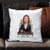 Resim Karikatürlü Kadın Satranç Oyuncusu Yastık 