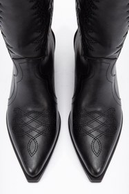 Resim DENORA Siyah Cilt Mat Deri Nakışlı Kabartmalı Western Kovboy Bot Çizme 