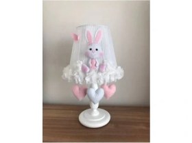 Resim Bebek Çocuk Odası Avize Abajur Tavşan Açık Pembe Beyaz Kalpli 