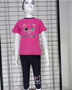 Resim Aktera Pembe Üst Ve Siyah Tayt 