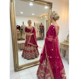 Resim Aashiv's Collection Gelinlik Hint Lehenga Choli Takımı Mor Işlemeli 