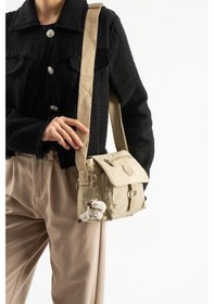 Resim Mini Boy Kadın Postacı Omuz Çantası Çapraz Askılı Hafif Su İtici Kumaş 20 20 Cm Çok Cepli Krem 