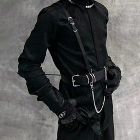 Resim Ayarlanabilir Y2K Punk Tarzı Vücut Zinciri Kemer, Düğmenin Dairesi ile Siyah, Kadınlar için Moda Kemer Aksesuarı, Günlük Giyim, Partiler ve Festivaller için Uygun 