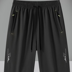 Resim Erkekler için yazlık, düz renkli, kısa pantolon, polyester, hafif esneklik, basketbol, düzenli kesim, kemer ve cepli 