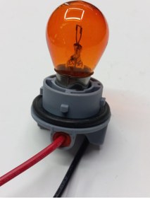 Resim Tek Duy 21w Sarı Sinyal Ampul Ve Duy Takım Fiyatıdır. 