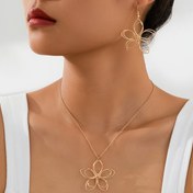 Resim Çift Katmanlı Altın Çiçek Kolye ve Küpe Seti - Elegant Deklarasyon Mücevheratı, Kaplama Yok, Alaşım, Müzik Festivalleri ve Tatiller için, Şükran Günü Hediyesi, Tüm Boyutlara Uygun 
