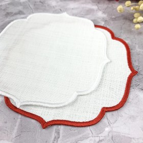 Resim Weare2 Kırmızı ve Beyaz Renkli Nakışlı 2'li Kokteyl Peçetesi 