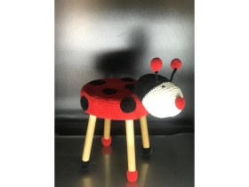 Resim Deka Concept Amigrumi Tabure, Uğur Böceği 