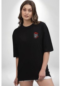 Resim Kırmızı Şapka Maymun Siyah Oversize Unisex Ön Sol Yan Minimal Baskılı Tişört Koyu Siyah 
