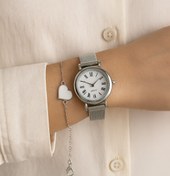 Resim dileksepeti Silver Metal Kordonlu Quartz Saat & Beyaz Kalp Bileklik Seti 
