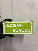 Resim Yeşil Renk Üzeri Beyaz Renk Acemi Sürücü Yazılı Vantuzlu Cam Süsü 