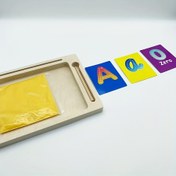 Resim Öğretici Kum Yazı Tahtası Seti, Ahşap Stilüs & Harfler ile Preschoolers için – Alfabe Öğrenimi & Duyusal Oyun, Sarı Kum Çizim Tahtası – 3+ Yaş için Uygun (Sarı, Karma Renk) 