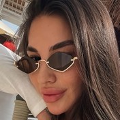 Resim Kadınlar için Vintage Polygonal Rimless Dekoratif Tasarım ile Yaz Moda Gözlükleri, Sokak Fotoğrafçılığı ve Günlük Seyahat için Uygun Unisex Şık Gözlükler. 