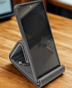 Resim 3DOria Sade ve Şık Telefon Tutucu Ve Aynı Zamanda Kullanışlı Organizer. 