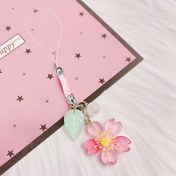 Resim Kiraz Çiçeği Tasarım Telefon Charm'ı - Yaprak ve Boncuklu Sevimli Reçine Çiçek - Kızlar ve Arkadaşlar için Pembe Girly Okul Çantası Aksesuarı 