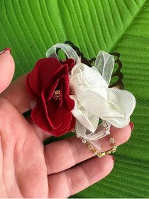 Resim Gönülden Tasarım 6X5 CM ÇİFT GÜLLÜ ÇİÇEKLİ TAŞLI TASARIM BROŞ YAKA İĞNESİ TÜRBAN İĞNESİ BORDO 