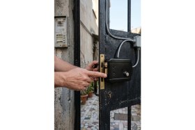 Resim MOB Trajlı Otomatik Kapı Kilidi Elektrikli Apartman Dış Kapı Otomatiği Yale Silindirli Demir Kapı Uyumlu (A-440) 