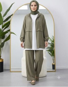 Resim Lovie Moda Kadın Kapüşonlu Fermuar Detaylı Jakarlı Pantolonlu Tesettür Takım Haki 